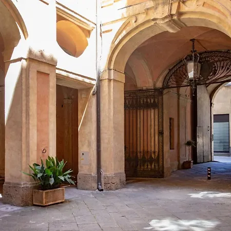 Апартаменты Palazzo Chigi Zondadari Сиена