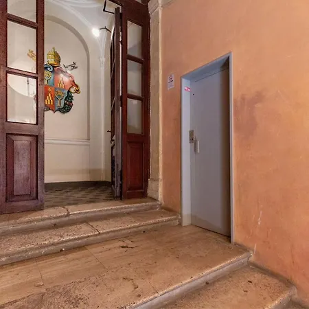 Palazzo Chigi Zondadari Апартаменты Сиена